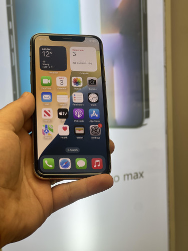 گوشی iPhone XS 256GB تک سیم کارت رنگ نقرهای