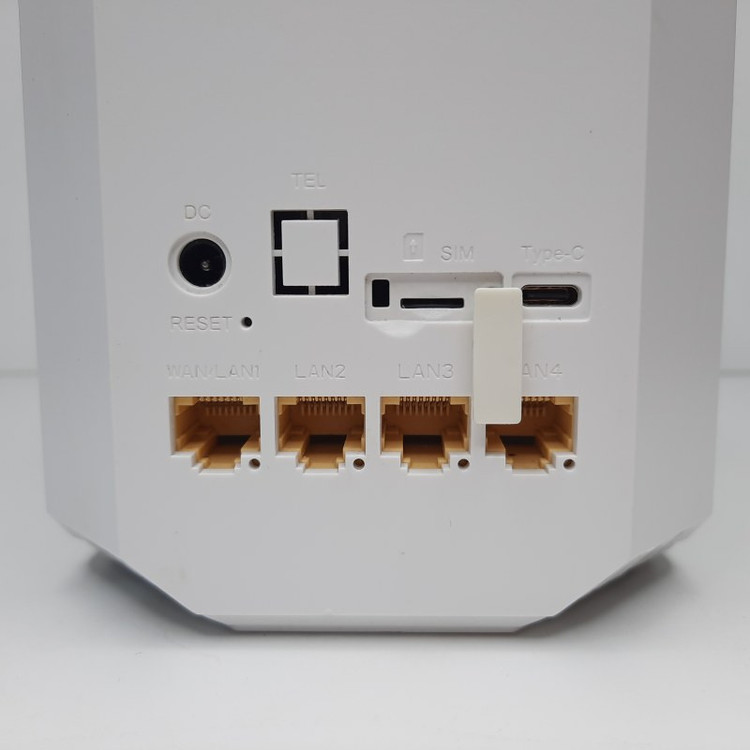 مودم ZLT X28 مناسب اینترنت 4G و 5G در منزل و محل کار