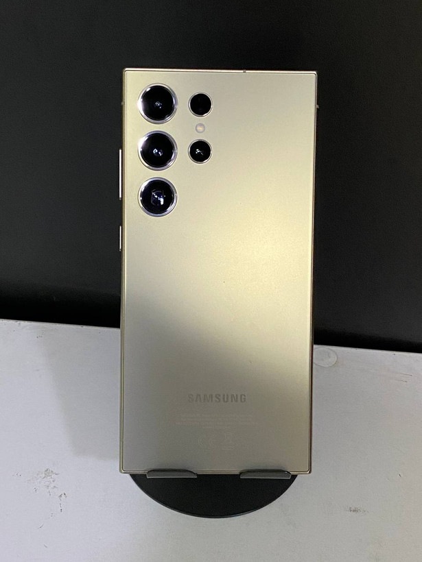 گوشی سامسونگ (ویتنام) S24 Ultra 5G | حافظه 256 رم 12 گیگابایت کارکرده